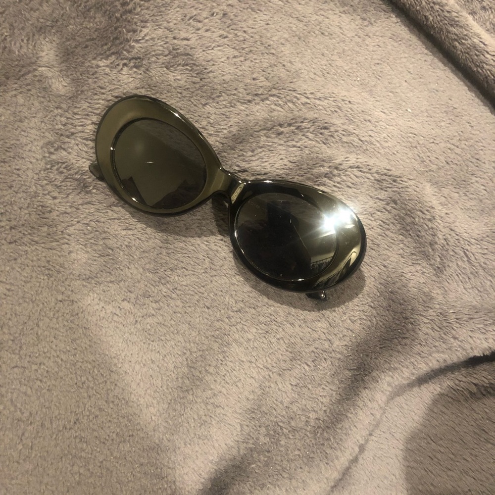 90s style Black Kurt Cobain Sunglasses